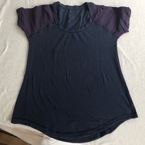 Lululemon t shirt